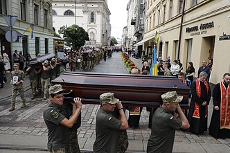 Ukrainos karių laidojimo ceremonija