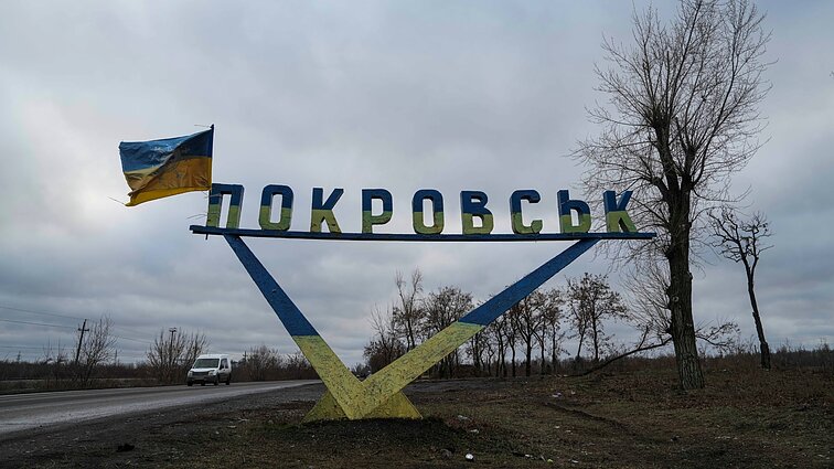 Pagrindinės kovos Ukrainoje keliasi į Pokrovską: Rusija telkia apie 100 tūkstančių karių