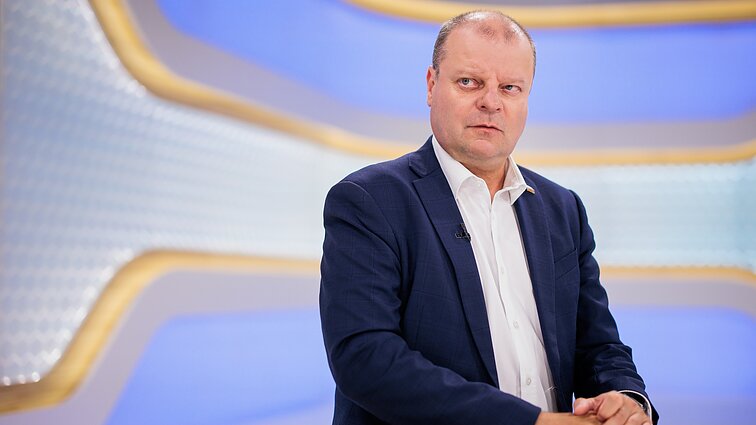 Dienos tema. Saulius Skvernelis (su vertimu į gestų k.)