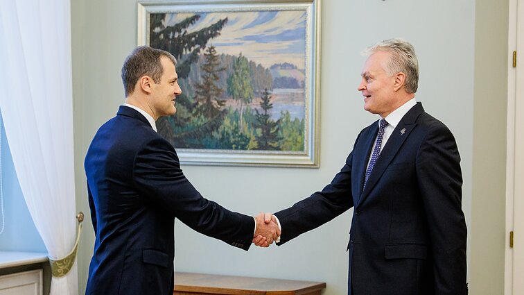 Palucko atsistatydinimą patvirtinęs Nausėda: sveikinu jo sprendimą