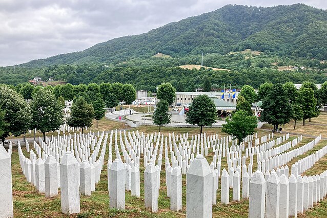 Srebrenicos genocido aukų kapinės