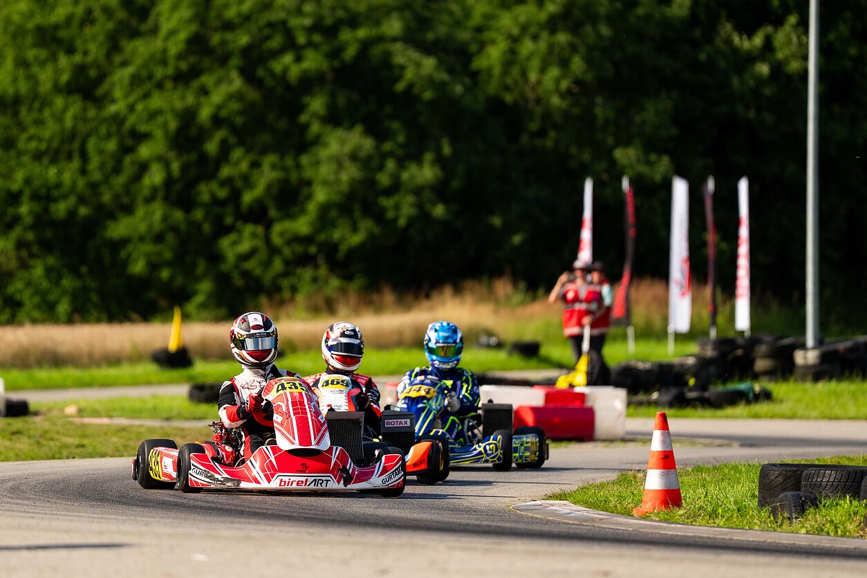 Saulėtas „Rotax Max Challenge Lithuania“ 5-asis etapas Elektrėnuose: daugiau kovos trasoje
