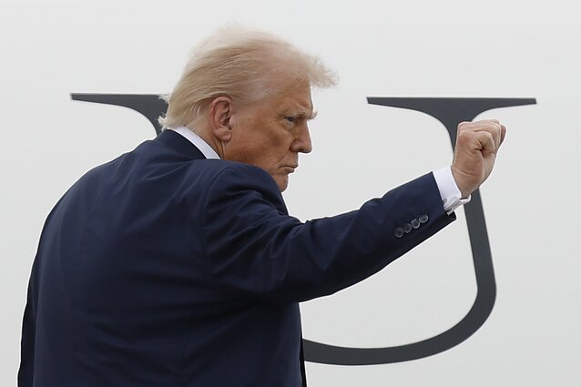 Muitų poveikis JAV: atleidęs statistikos vadovę Trumpas sako, kad aušta aukso amžius