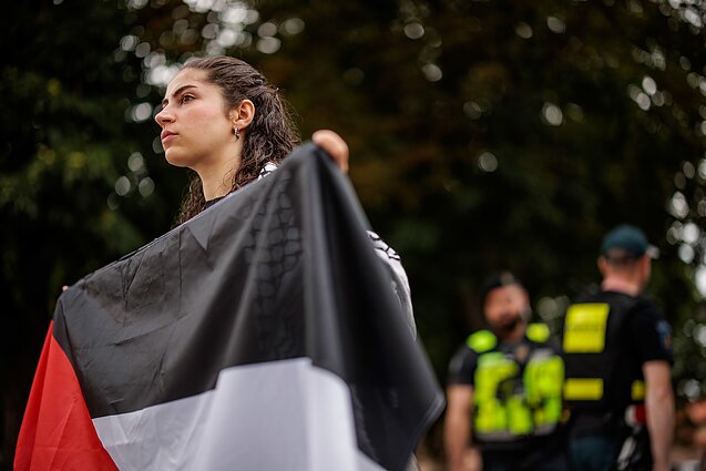 Protestas prieš Lietuvos verslo ir Izraelio bendradarbiavimą Protestas prieš Lietuvos verslo ir Izraelio bendradarbiavimą