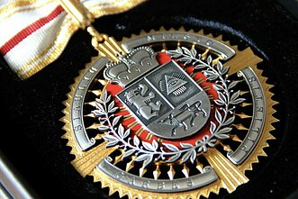 Šiaulių miesto garbės piliečio regalijos