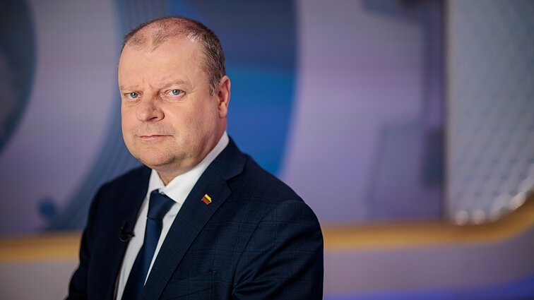 Dienos tema (su vertimu į gestų k.)