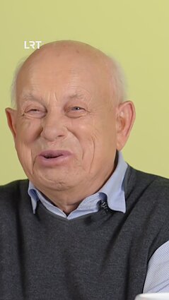 „Ar turite draugų, su kuriais švenčiate?“: klausimai, kurių sulaukia senjorai