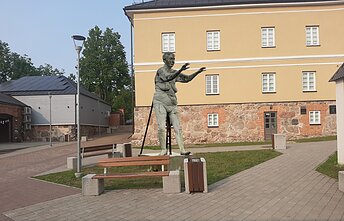 Rugpjūčio 5 d. paskelbta skulptūros vizualizacija patiko ne visiems zarasiškiams