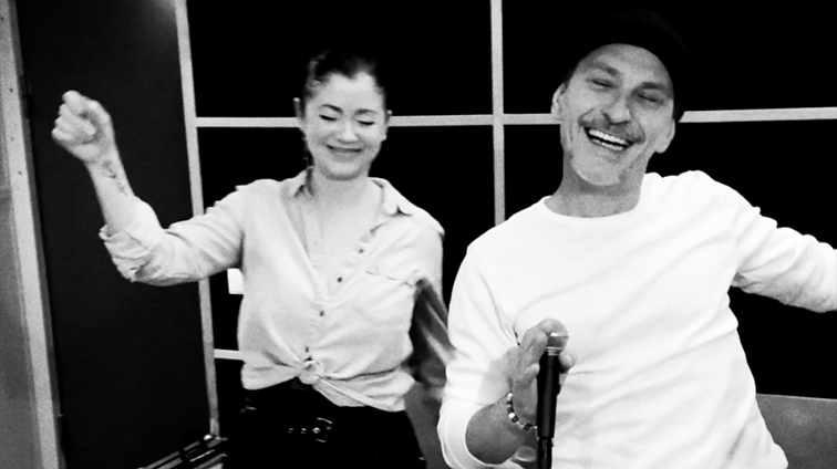 „Skamp“ vokalistė Erica Jennings ir Tomas Krivickas „Skamp“ vokalistė Erica Jennings ir Tomas Krivickas