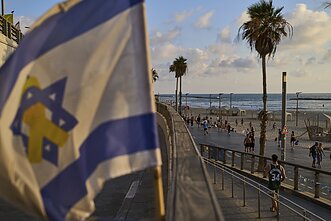 Izraelis, asociatyvi