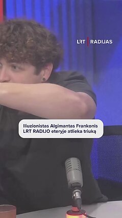 Iliuzionistas Algimantas Frankonis LRT RADIJO eteryje atlieka triuką