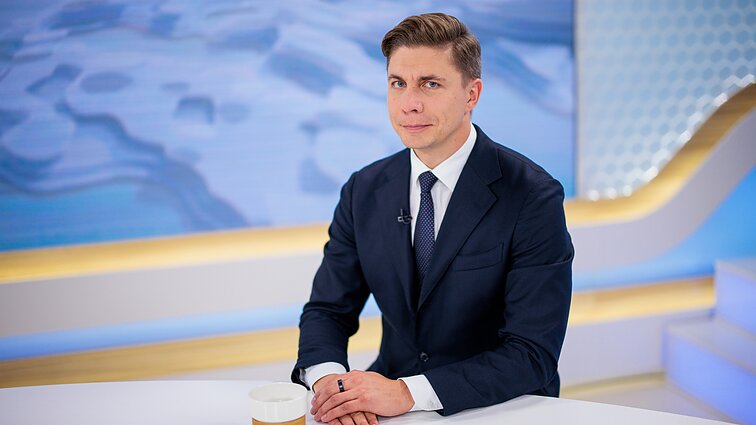 Dienos tema (su vertimu į gestų k.)
