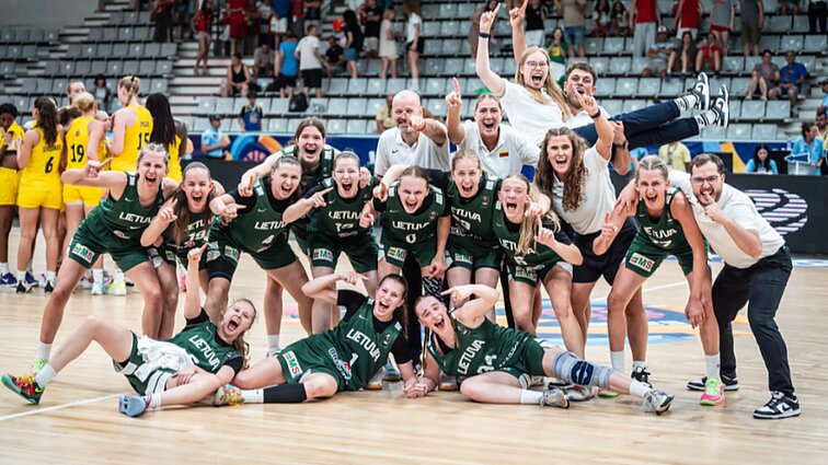 Europos čempionate sidabrą laimėjusių 20-mečių rinktinės trenerė: ateitis labai šviesi