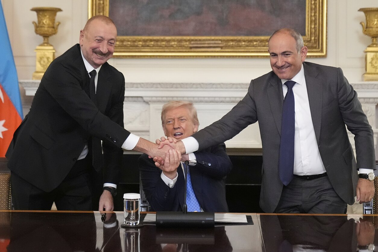 Ilhamas Alijevas, Donaldas Trumpas ir Nikolas Pašinianas Ilhamas Alijevas, Donaldas Trumpas ir Nikolas Pašinianas