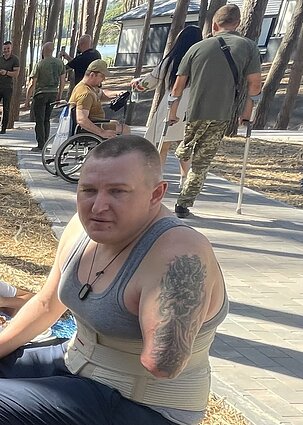 Ukrainos gatvėse daugėja neįgalių tapusių karių 
