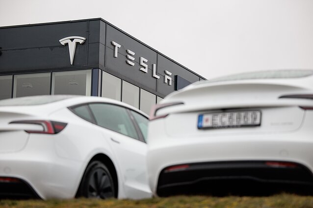 „Tesla Model 3“ „Tesla Model 3“