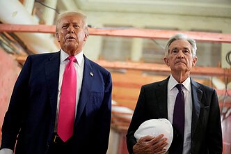 Donaldas Trumpas ir Jerome'as Powellas