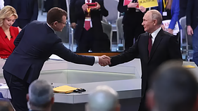 Павел Зарубин и Владимир Путин на «Прямой линии» Павел Зарубин и Владимир Путин на «Прямой линии»