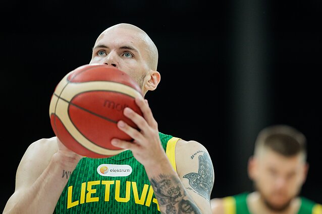 Velička apie tai kaip sužinojo, kad lieka 12-uke ir atpildą už sunkų darbą