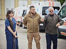 Литва передала 23 автомобілі швидкої допомоги Україні Литва передала 23 автомобілі швидкої допомоги Україні