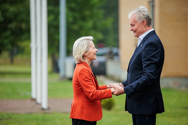 Ursula von der Leyen lankėsi Lietuvos pasienyje su Baltarusija Ursula von der Leyen lankėsi Lietuvos pasienyje su Baltarusija