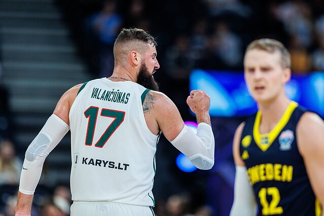 Jonas Valančiūnas. Europos krepšinio čempionatas: Lietuva – Švedija Jonas Valančiūnas. Europos krepšinio čempionatas: Lietuva – Švedija