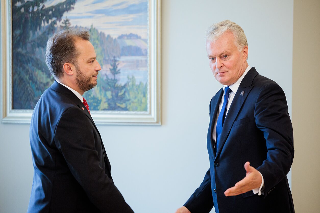 Juras Taminskas, Gitanas Nausėda