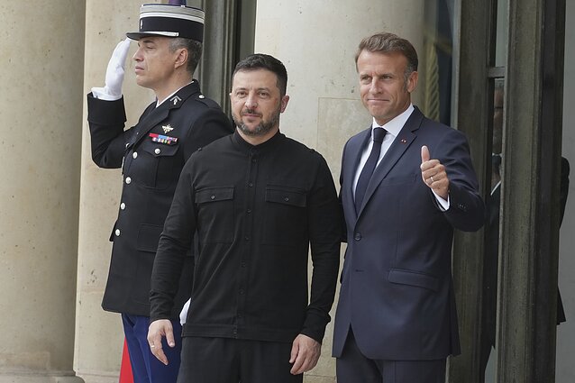 Volodymyras Zelenskis ir Emmanuelis Macronas