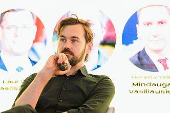 Ruslanas Baranovas at the discussion