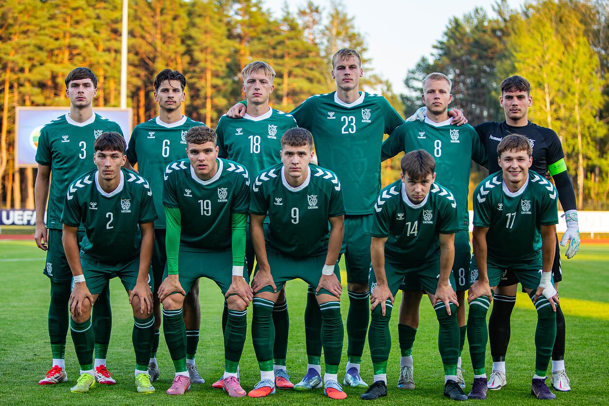 Lietuvos U21 vaikinų futbolo rinktinė Lietuvos U21 vaikinų futbolo rinktinė