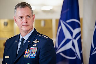 Dovilės Šakalienės susitikimas su vyriausiuoju NATO pajėgų vadu Alexusu Grynkewichiumi