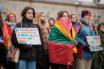 Пикет либеральной молодёжи "За свободу любить" у Сейма Пикет либеральной молодёжи "За свободу любить" у Сейма