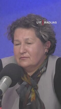 13 vaikų mama: buvo labai sunku išmokti vaikus girti