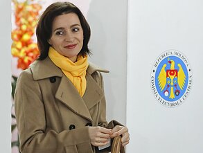 М. Санду