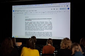 Культурное сообщество протестует против назначения нового министра культуры Культурное сообщество протестует против назначения нового министра культуры