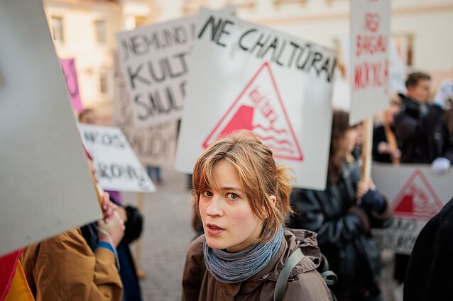 Vilniuje – protestas prieš „aušriečio“ Adomavičiaus skyrimą kultūros ministru Vilniuje – protestas prieš „aušriečio“ Adomavičiaus skyrimą kultūros ministru