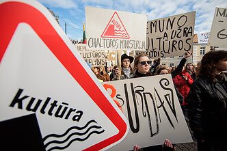 Vilniuje – protestas prieš „aušriečio“ Adomavičiaus skyrimą kultūros ministru