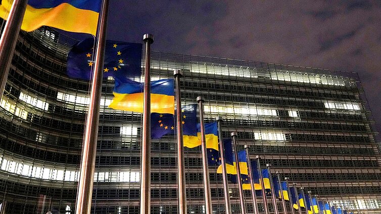 ES ketina panaudoti Rusijos turtą: Ukrainai duotų paskolą, kurią grąžintų pati Rusija