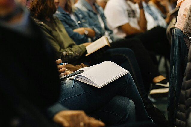 Užsienio studentai Lietuvoje nepasilieka: šalyje dirbti lieka vos 1 iš 20 užsieniečių
