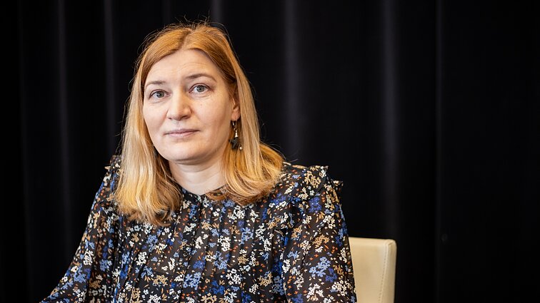 Jotvingių premiją pelniusi Kazlauskaitė: poezija gali kalbėti apie viską