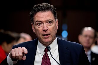 Jamesas Comey