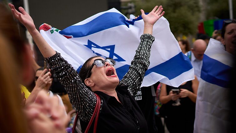 „Mes mylime Trumpą“: Izraelio gyventojai džiaugiasi valdžios susitarimu su „Hamas“