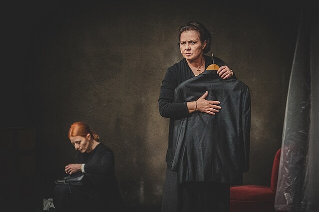 Spektaklis „Didvyrių aikštė"