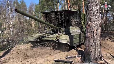 Rusijos tankas T-90 Ukrainoje