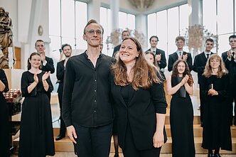 Lietuvos nacionalinio jaunimo choro meno vadovai, dirigentai Povilas Vanžodis ir Jurgita Česonytė