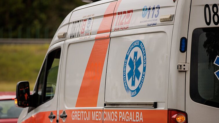 Tragiška avarija Šilutės rajone: tebegydomi 7 vaikai, 3 iš jų – reanimacijoje