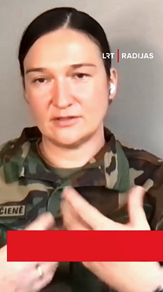 Jį reikia sugrąžinti į čia ir dabar: šaulė apie pagalbą iš streso sustingusiam žmogui