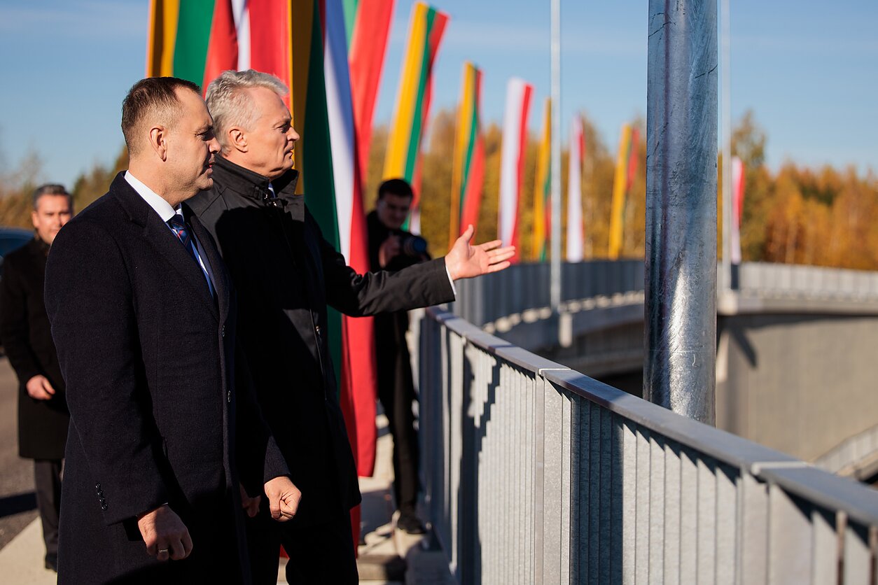 Lietuvos ir Lenkijos prezidentai atidarė rekonstruotą „Via Balticą“
