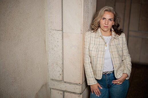 Vika Karlonė