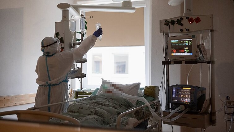 Ukrainos karinio medicinos centro atstovas: turime įrangą, bet sužeistųjų išlieka daug